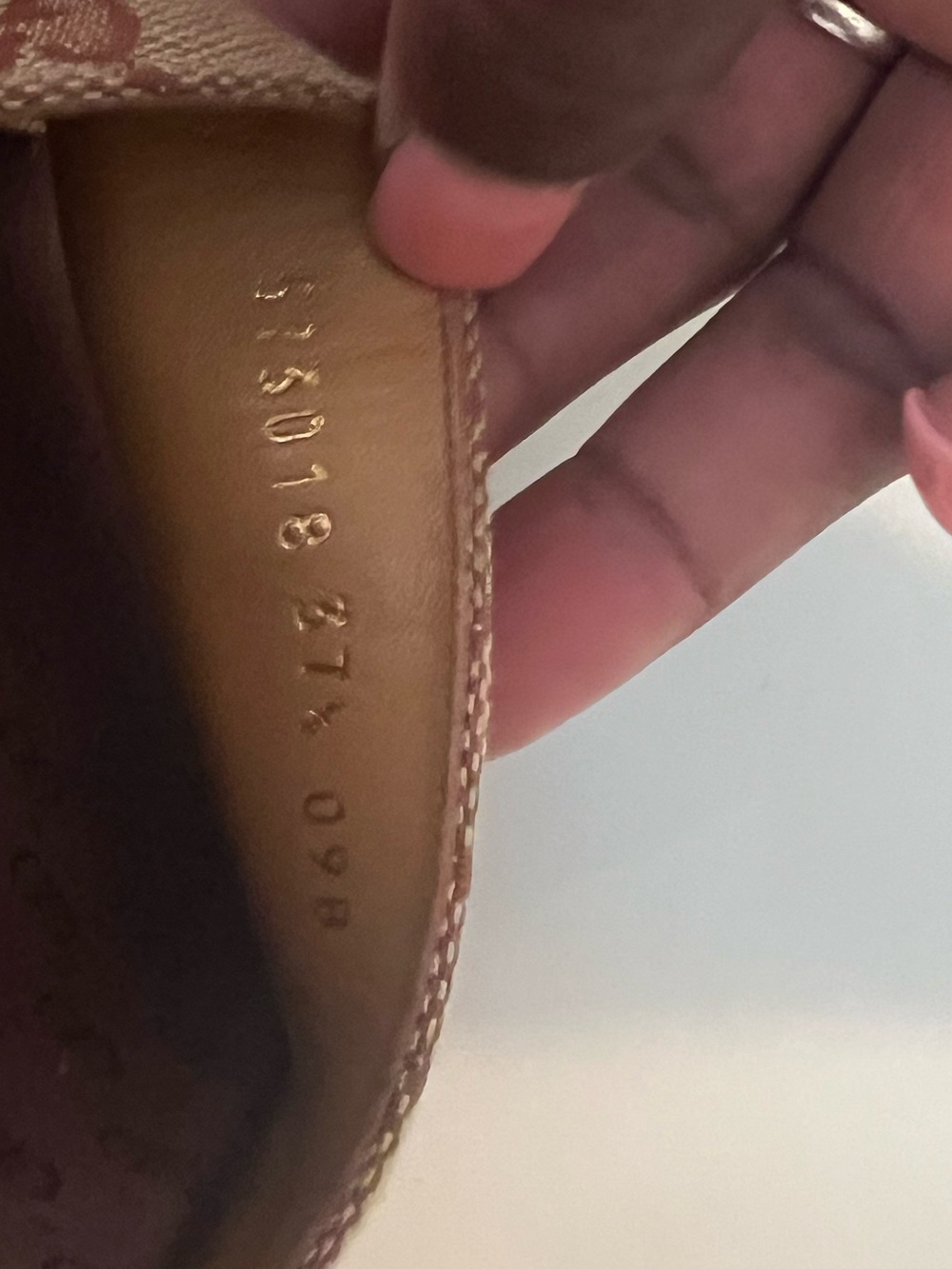 Gucci Women Beige and Brown GG Monogram Slide Sandals - Picture 7 of 8